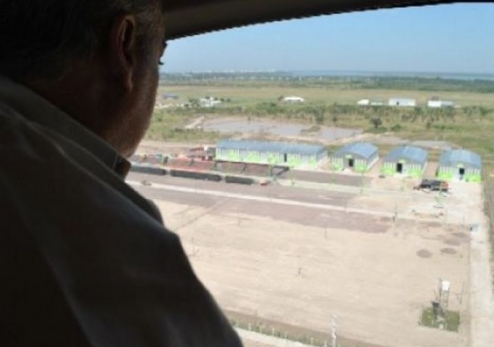 foto: El Gobernador sobrevoló el Corsódromo y otras obras provinciales en la Capital
