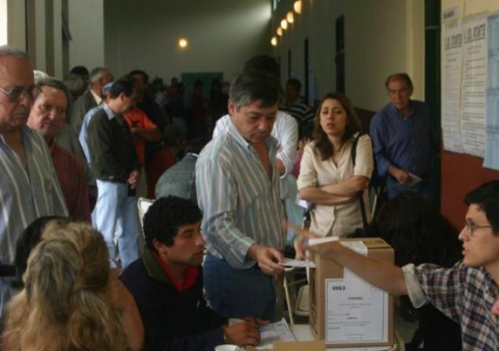 foto: Colombi aseguró que en una semana se resolverá si desdoblan las elecciones