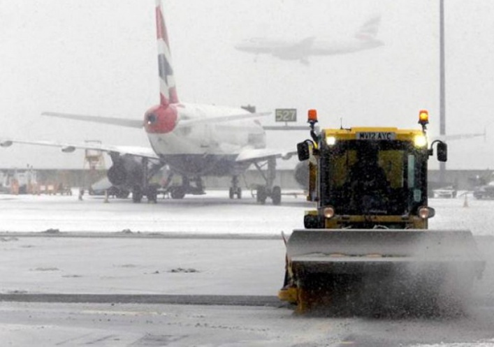 foto: EEUU: "Tormenta perfecta" obliga a cancelar 3.000 vuelos