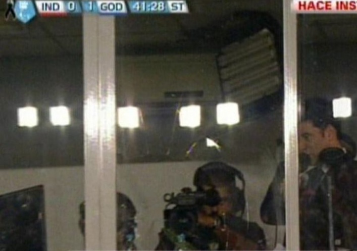 foto: Detuvieron al hincha que rompió la cabina de Fútbol Para Todos