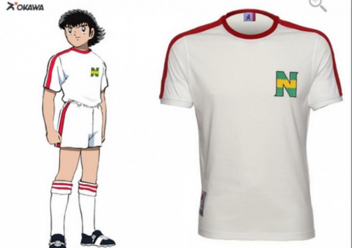 foto: Venden camisetas de fútbol de una mítica serie japonesa