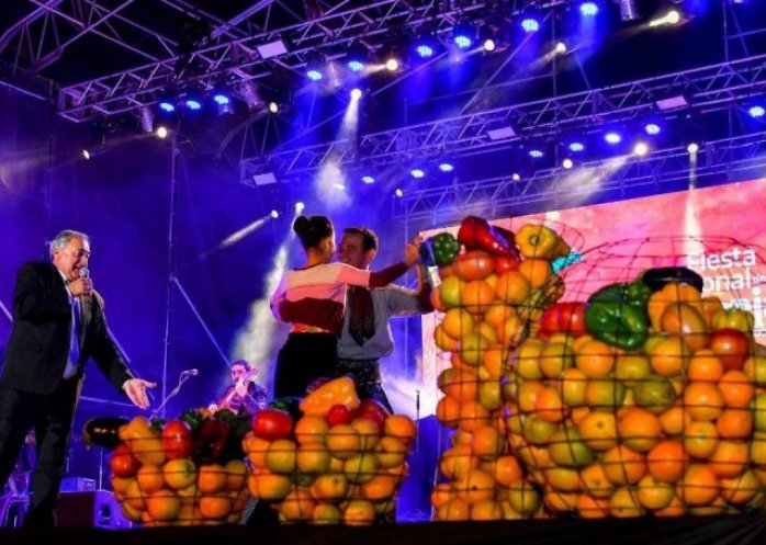 foto: Multitudinario marco para el cierre de la Fiesta de la Naranja