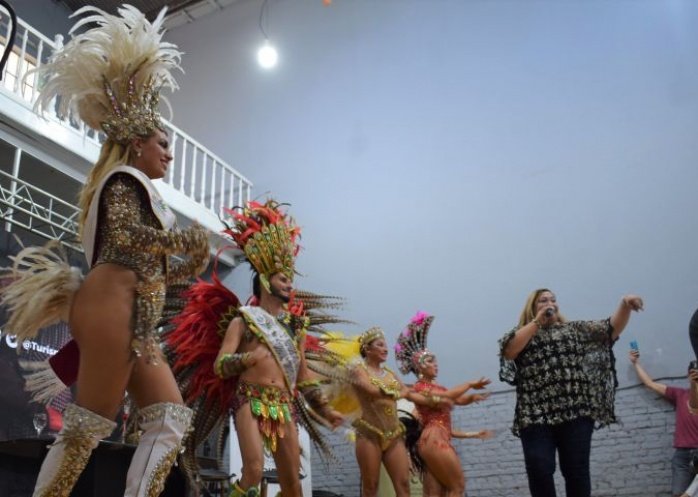 foto: Corrientes cerró su gira promocional por el Litoral a puro chamamé y carnaval