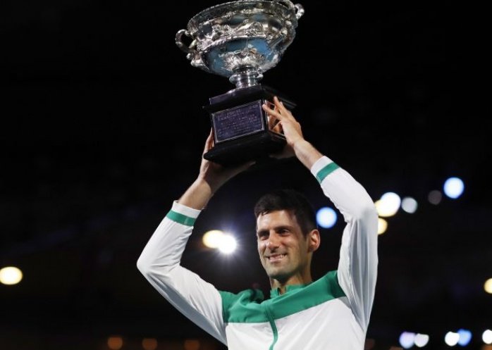 foto: Revelaron que Novak Djokovic jugó y ganó el Abierto de Australia con una lesión
