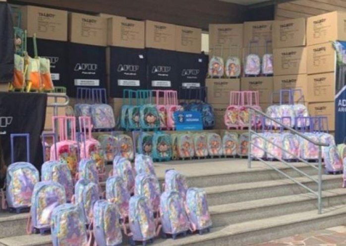 foto: La Aduana donó 3.760 mochilas secuestradas por importación irregular
